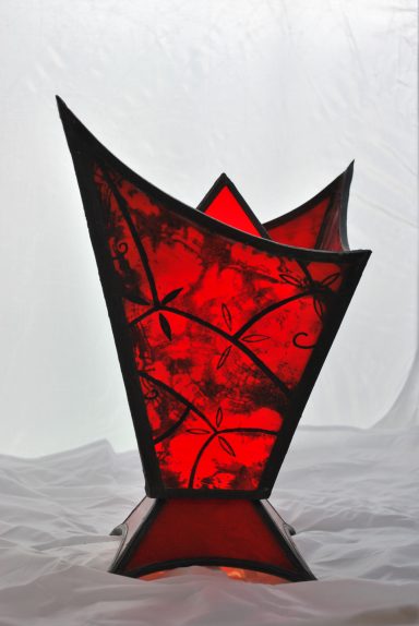 Moderne Tischlampe rot